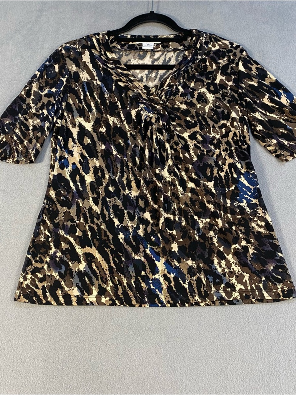 Liz Claiborne petite Women’s Leopard Print V-Neck Tunic in Brown,Black & Blue PM